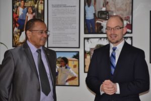 Seine Excellenz Andreas B. D. Guibeb, Botschafter von Namibia Geschäftsführer Christian van den Kerckhoff,